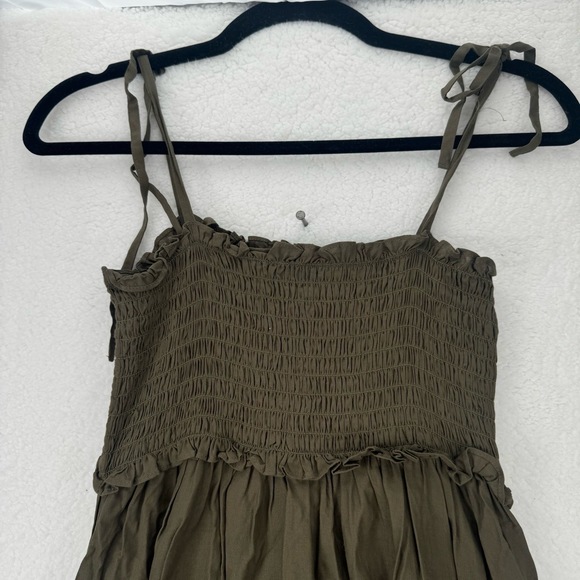 Pomander Place Tuckernuck Shallon Tie Strap Maxi Dress Olive Smocked Springy XS - Picture 3 of 10